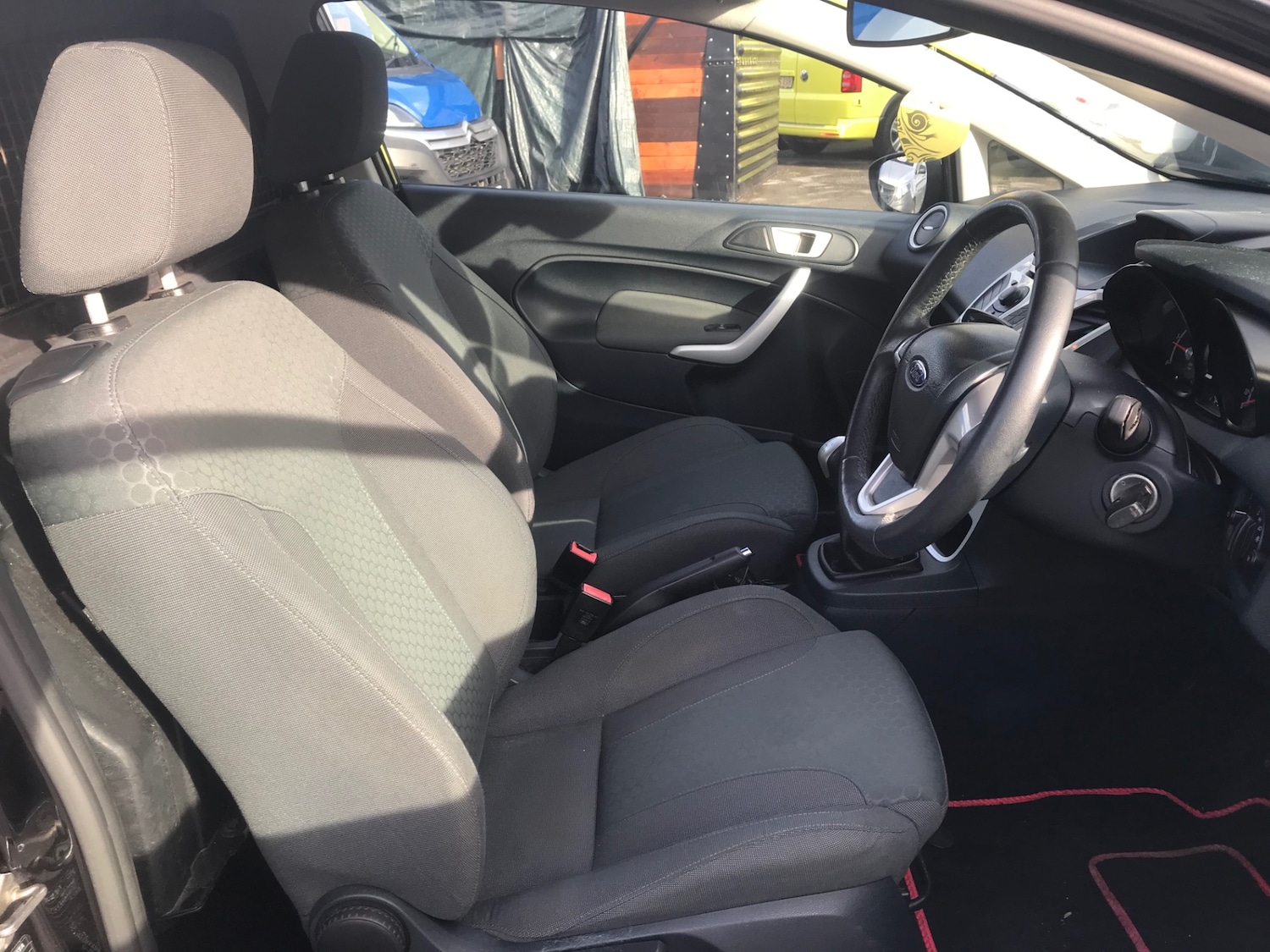 Used Ford Fiesta 2012 for sale - 76391895: Photo 5