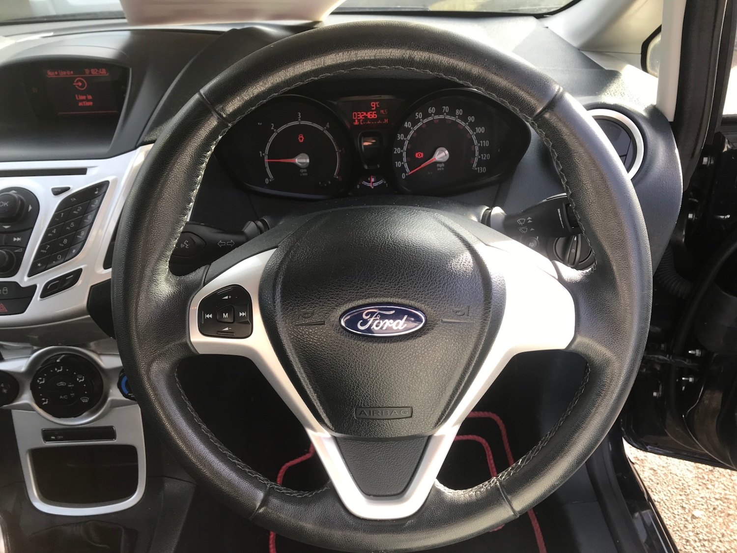 Used Ford Fiesta 2012 for sale - 76391895: Photo 6