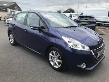 Used Peugeot 208 2014 for sale - 75700358: Photo