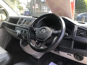 Used Volkswagen Transporter 2016 for sale - 75284208: Photo