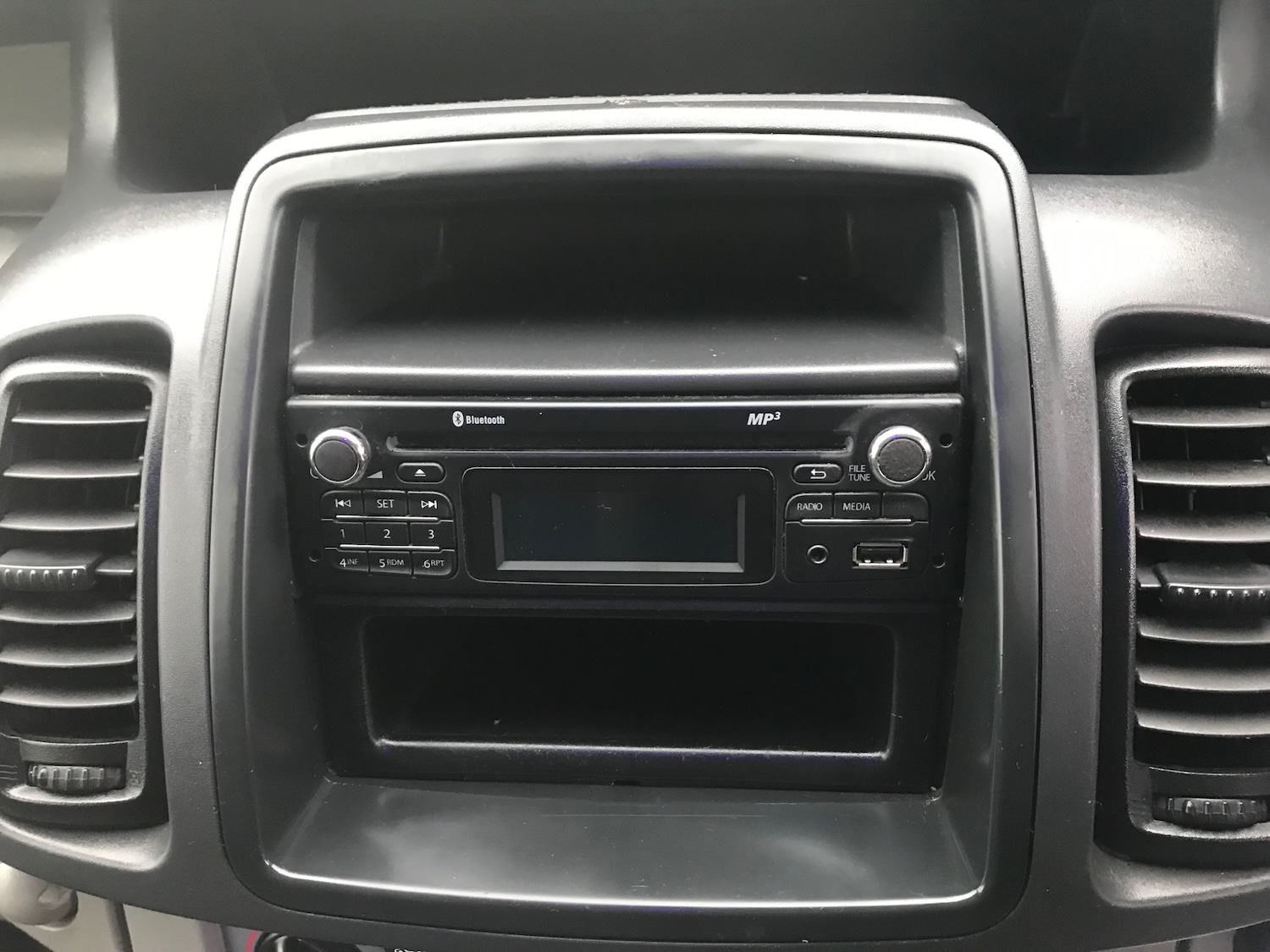 Used Vauxhall Vivaro 2014 for sale - 76476888: Photo 6