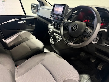 Used Renault Trafic 2023 for sale - 77546948: Photo