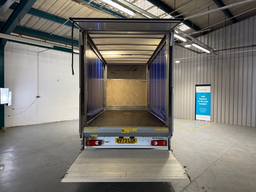 Used Renault Master 2023 for sale - 76617424: Photo 17