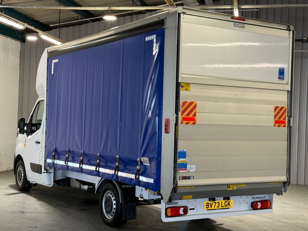 Used Renault Master 2023 for sale - 76617424: Photo 2