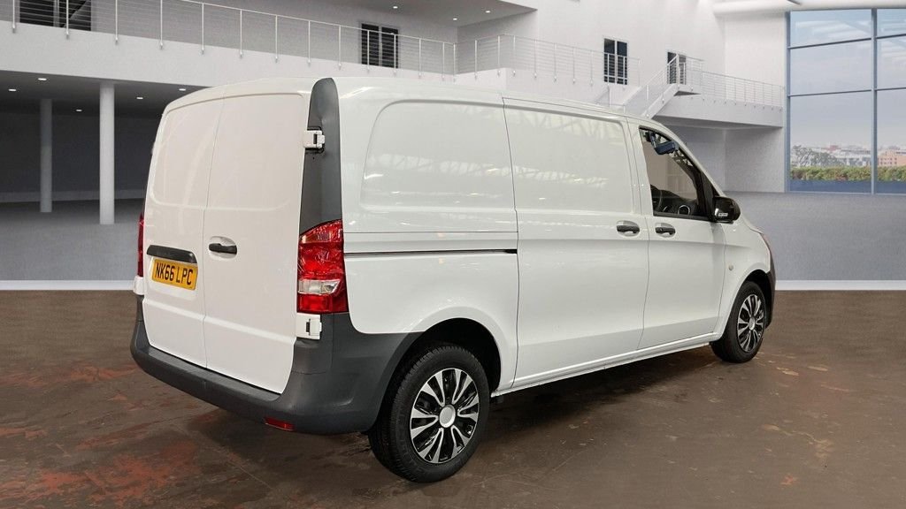 Used Mercedes-Benz Vito 2016 for sale - 77276348: Photo 4
