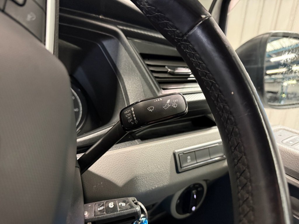 Used Volkswagen Transporter 2021 for sale - 77990638: Photo 31