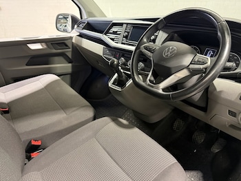 Used Volkswagen Transporter 2021 for sale - 77990638: Photo