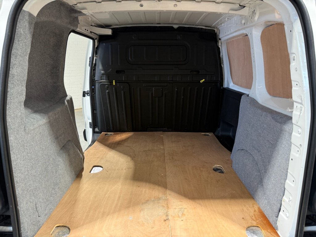 Used Peugeot Partner 2019 for sale - 77764636: Photo 28