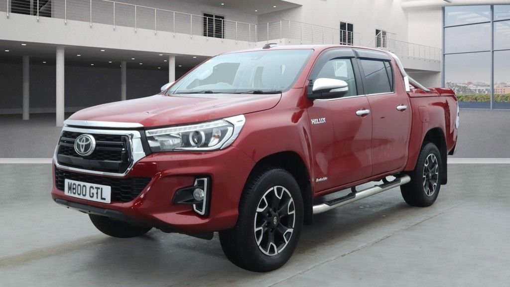 Used Toyota Hilux 2017 for sale - 77212953: Photo 2