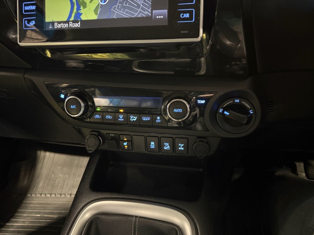 Used Toyota Hilux 2017 for sale - 77212953: Photo 29