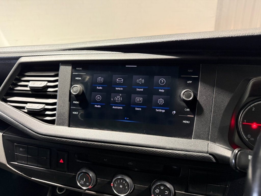 Used Volkswagen Transporter 2021 for sale - 77571723: Photo 32