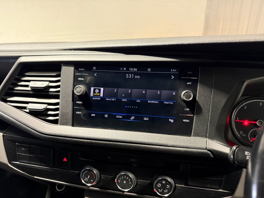 Used Volkswagen Transporter 2021 for sale - 77571723: Photo 33