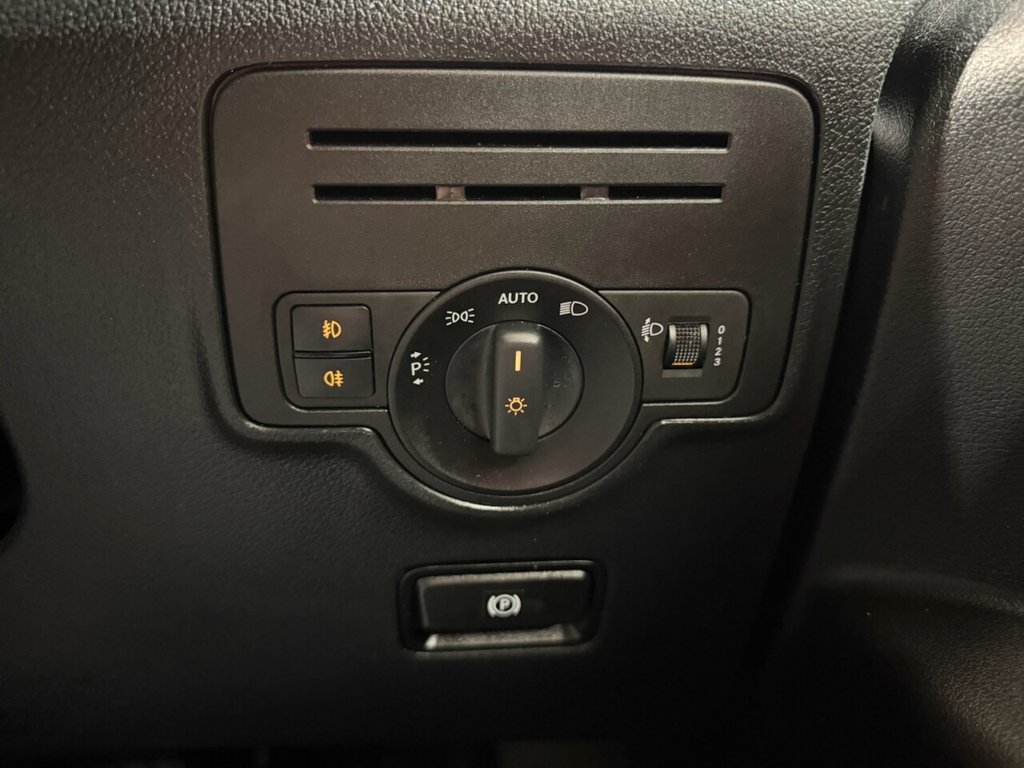 Used Mercedes-Benz Vito 2021 for sale - 78016851: Photo 25