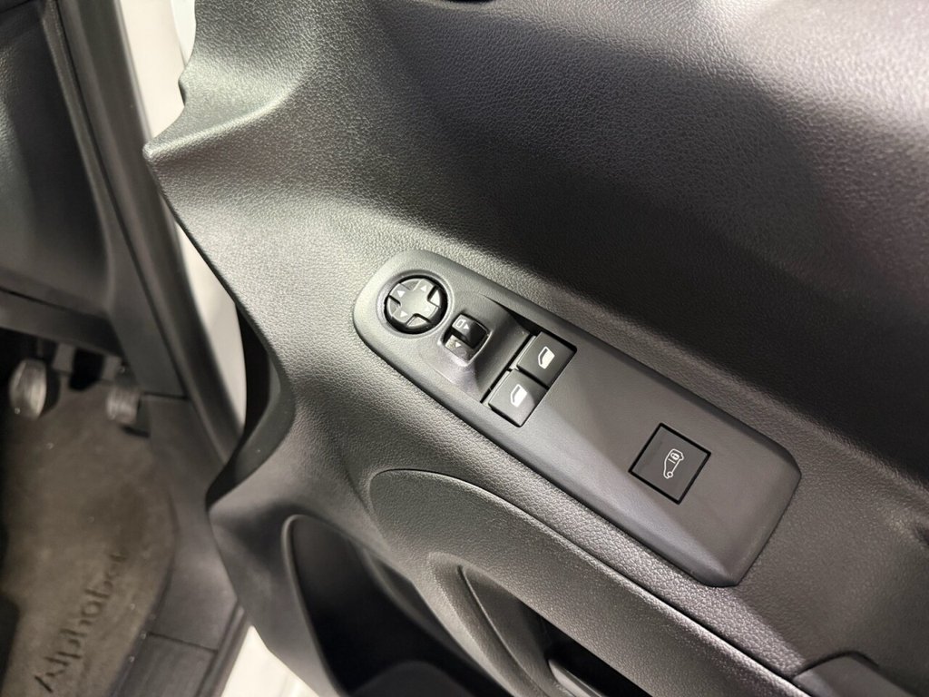 Used Peugeot Partner 2022 for sale - 77276275: Photo 31