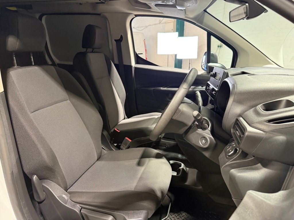 Used Vauxhall Combo 2020 for sale - 76797894: Photo 5