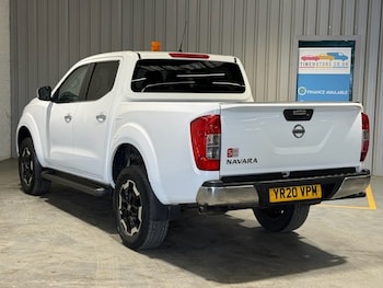 Used Nissan Navara 2020 for sale - 78996377: Photo