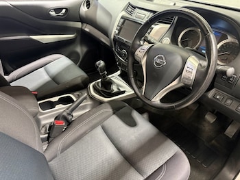 Used Nissan Navara 2020 for sale - 78996377: Photo