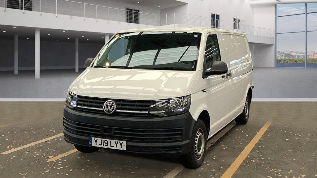 Used Volkswagen Transporter 2019 for sale - 77212952: Photo 2