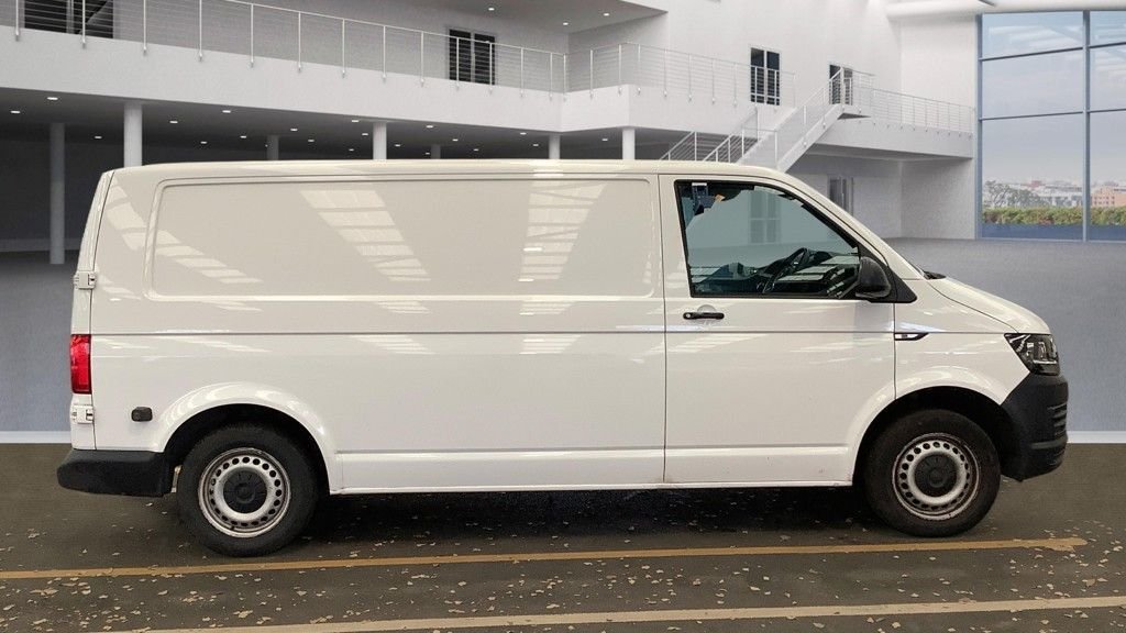 Used Volkswagen Transporter 2019 for sale - 77212952: Photo 5