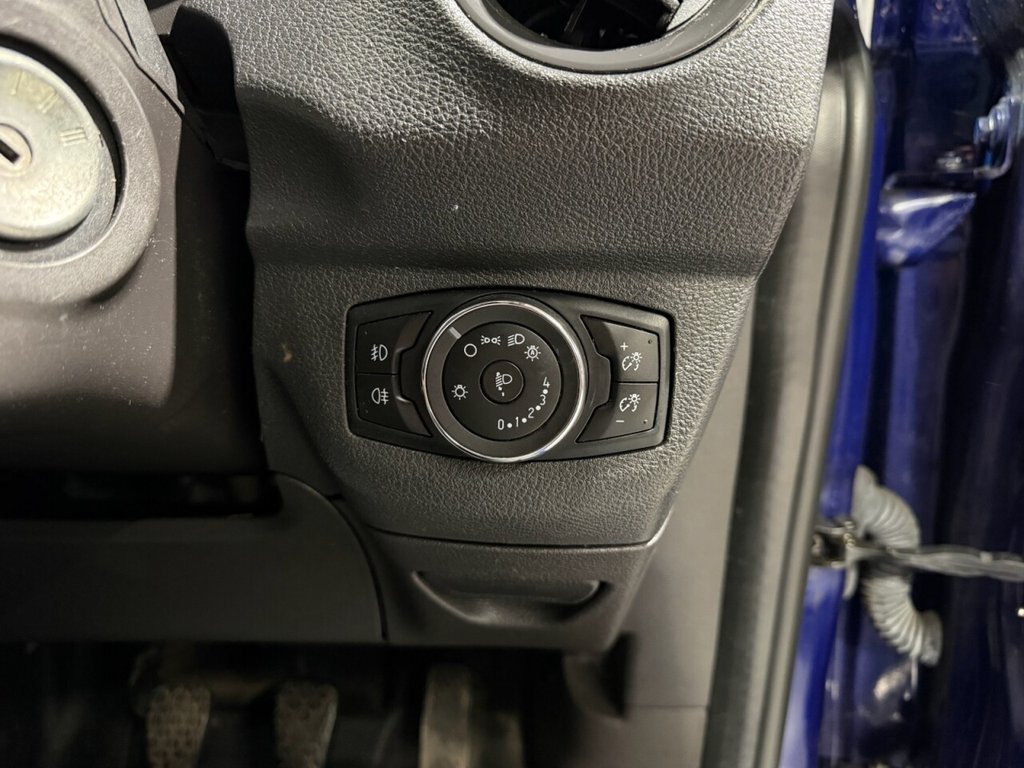 Used Ford Transit Courier 2019 for sale - 77905064: Photo 31