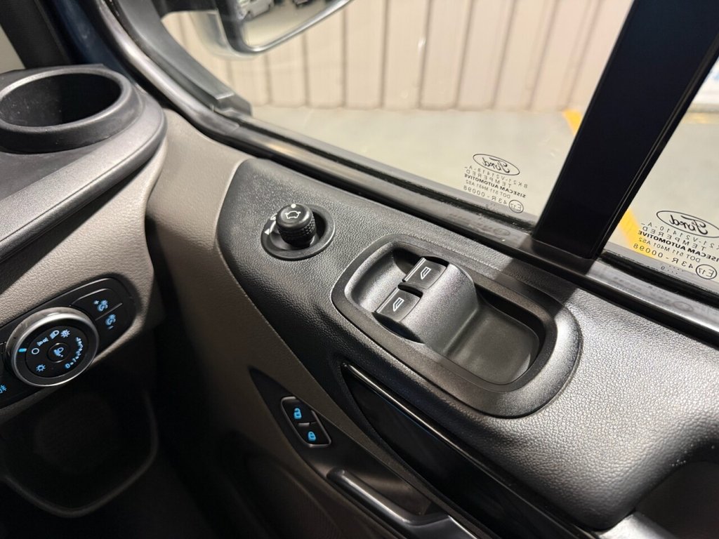 Used Ford Transit Custom 2019 for sale - 78082722: Photo 32