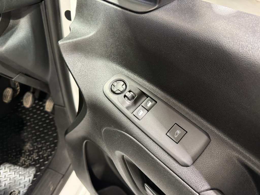 Used Vauxhall Combo 2020 for sale - 76617331: Photo 31