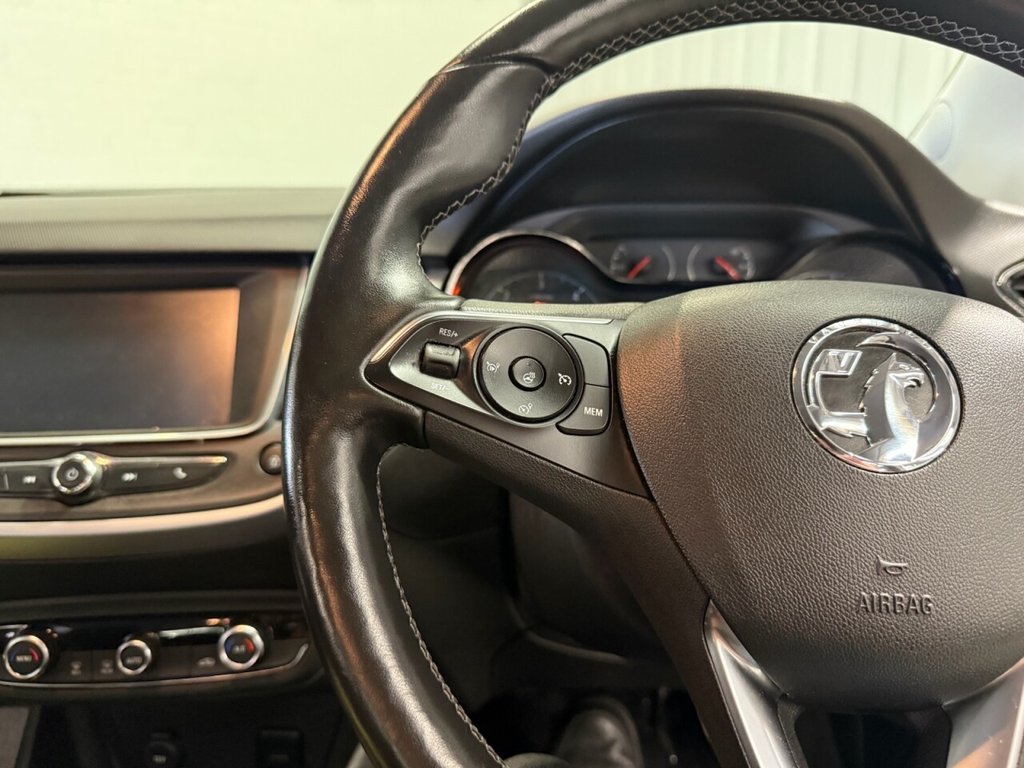 Used Vauxhall Crossland X 2018 for sale - 76438982: Photo 32