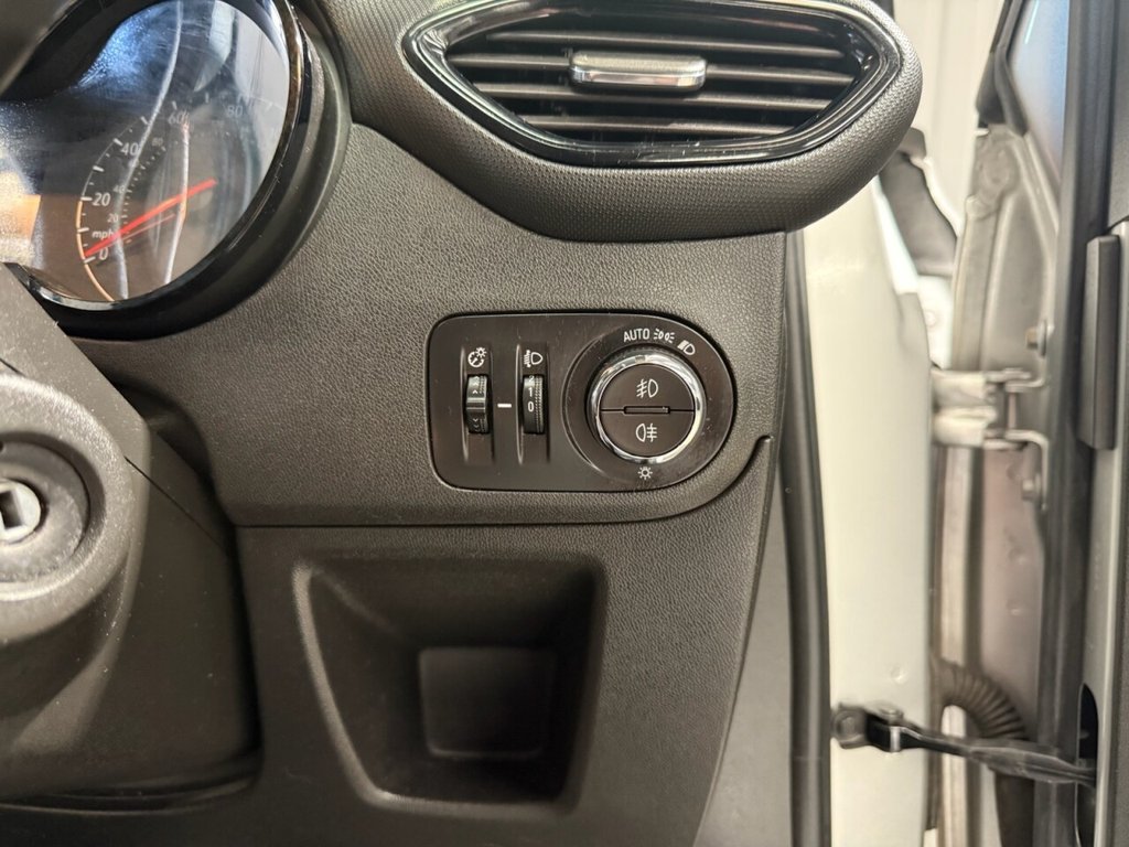 Used Vauxhall Crossland X 2018 for sale - 76438982: Photo 33