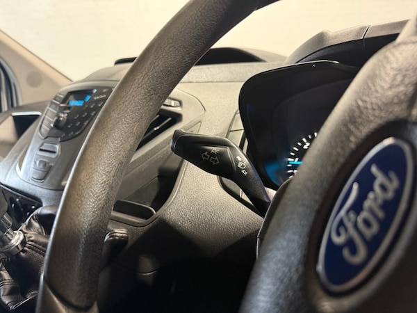 Used Ford Transit Custom 2018 for sale - 74494266: Photo 23