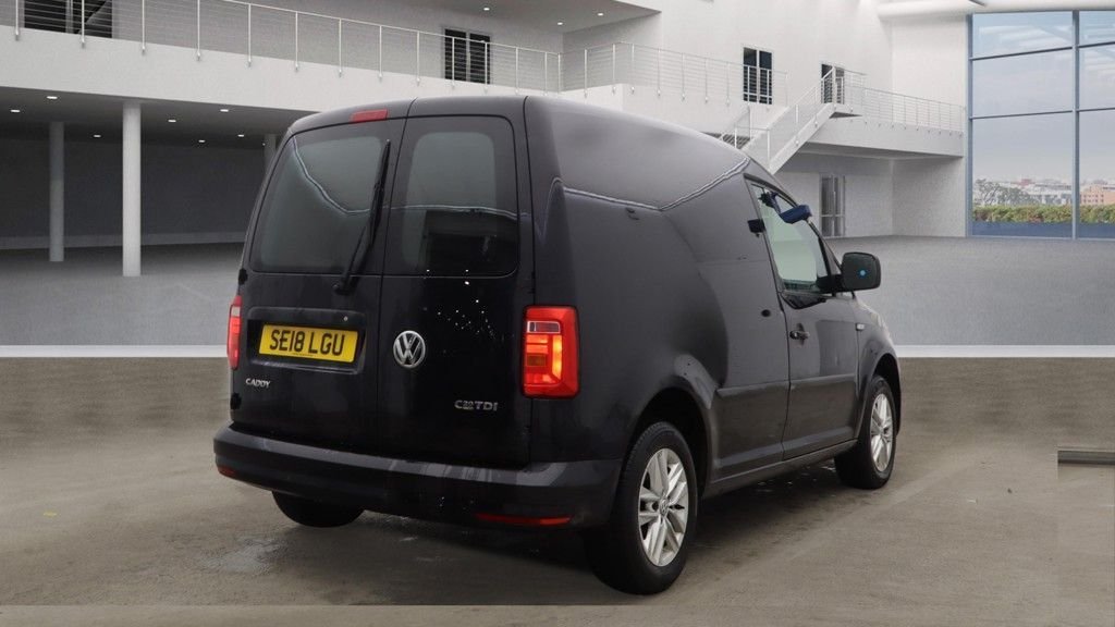 Used Volkswagen Caddy 2018 for sale - 77383987: Photo 4
