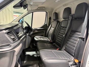 Used Ford Transit Custom 2023 for sale - 78682442: Photo