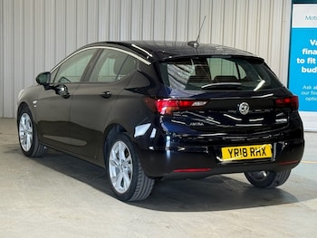 Used Vauxhall Astra 2018 for sale - 75642702: Photo