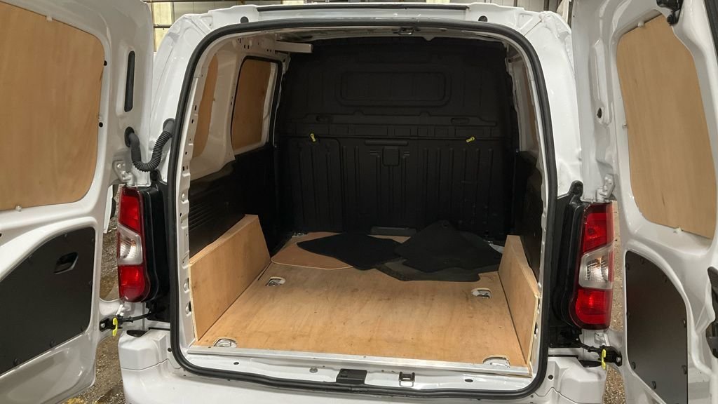 Used Peugeot Partner 2022 for sale - 77276264: Photo 7