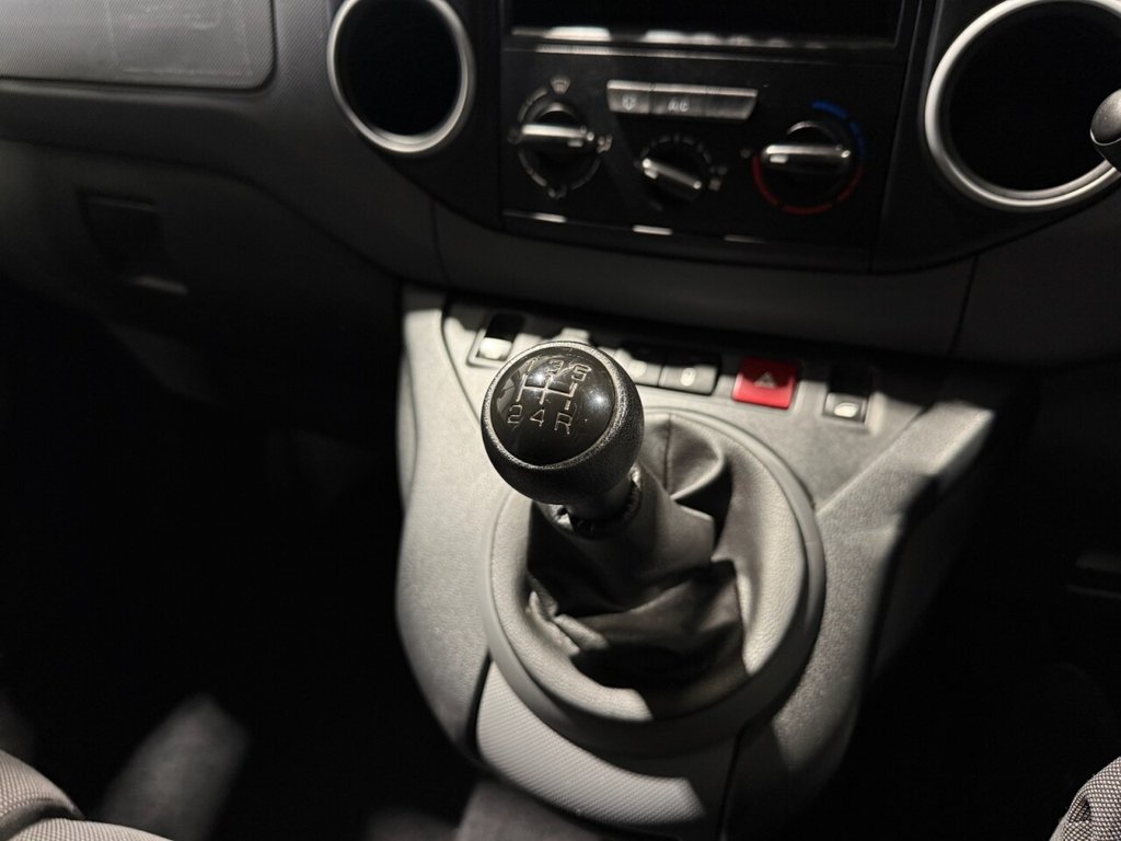 Used Peugeot Partner 2018 for sale - 77904938: Photo 21