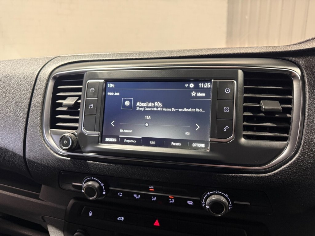 Used Vauxhall Vivaro 2022 for sale - 77680203: Photo 23