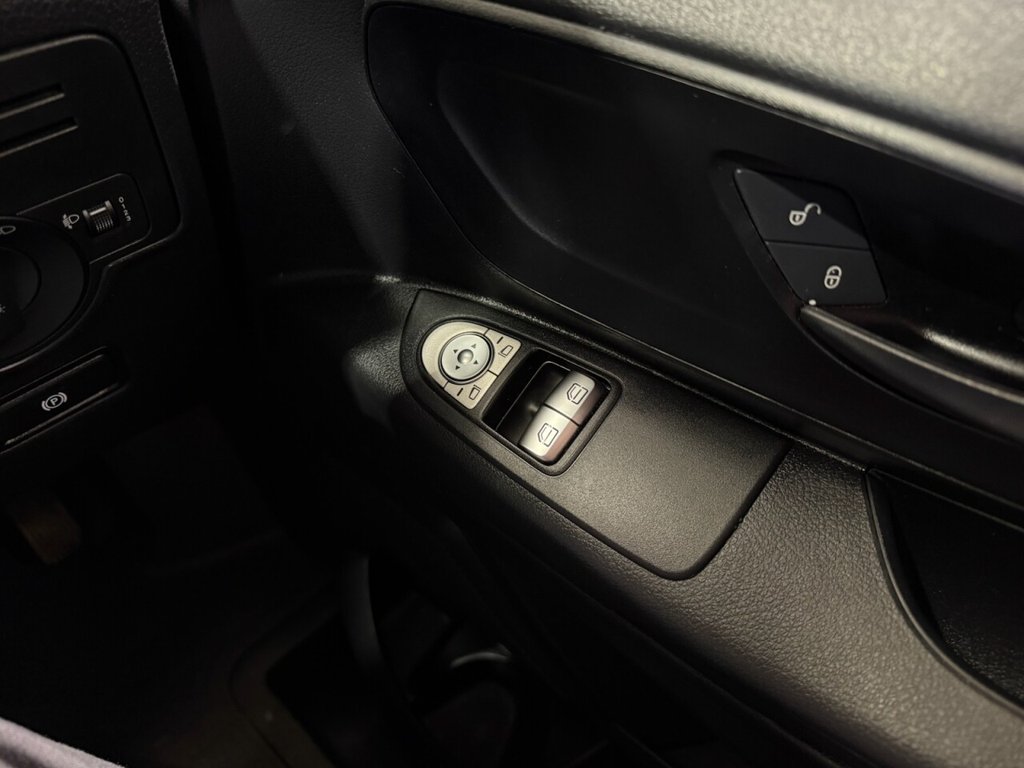 Used Mercedes-Benz Vito 2021 for sale - 76740387: Photo 33