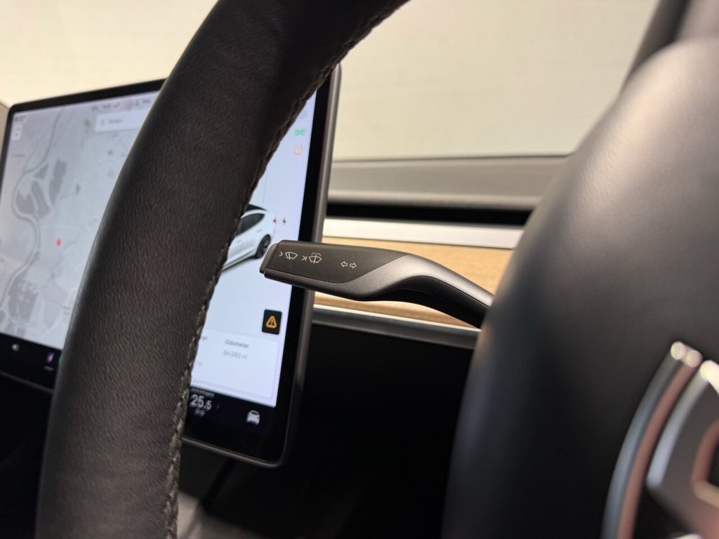 Used Tesla Model 3 2021 for sale - 77133135: Photo 32