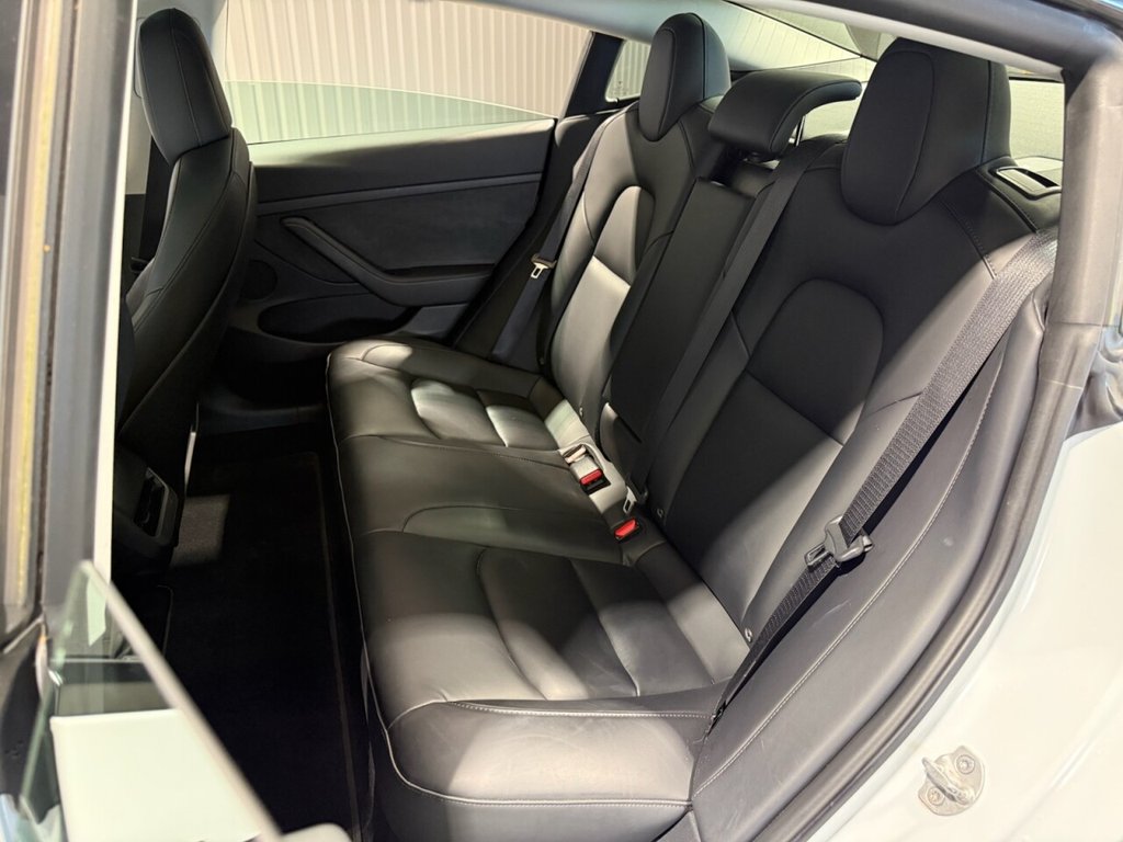 Used Tesla Model 3 2021 for sale - 77133135: Photo 9