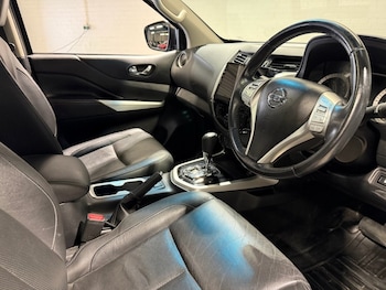 Used Nissan Navara 2018 for sale - 76223286: Photo