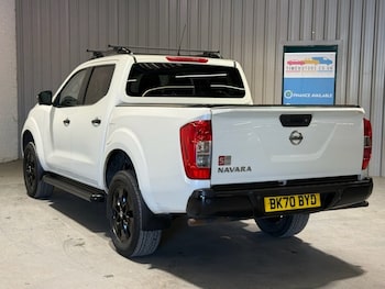 Used Nissan Navara 2020 for sale - 78372462: Photo
