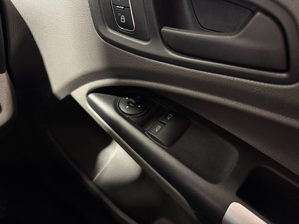 Used Ford Transit Connect 2023 for sale - 77666881: Photo 32