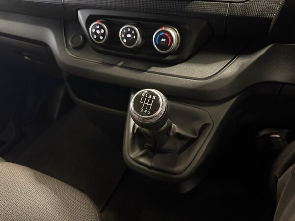 Used Renault Trafic 2022 for sale - 75046886: Photo 30