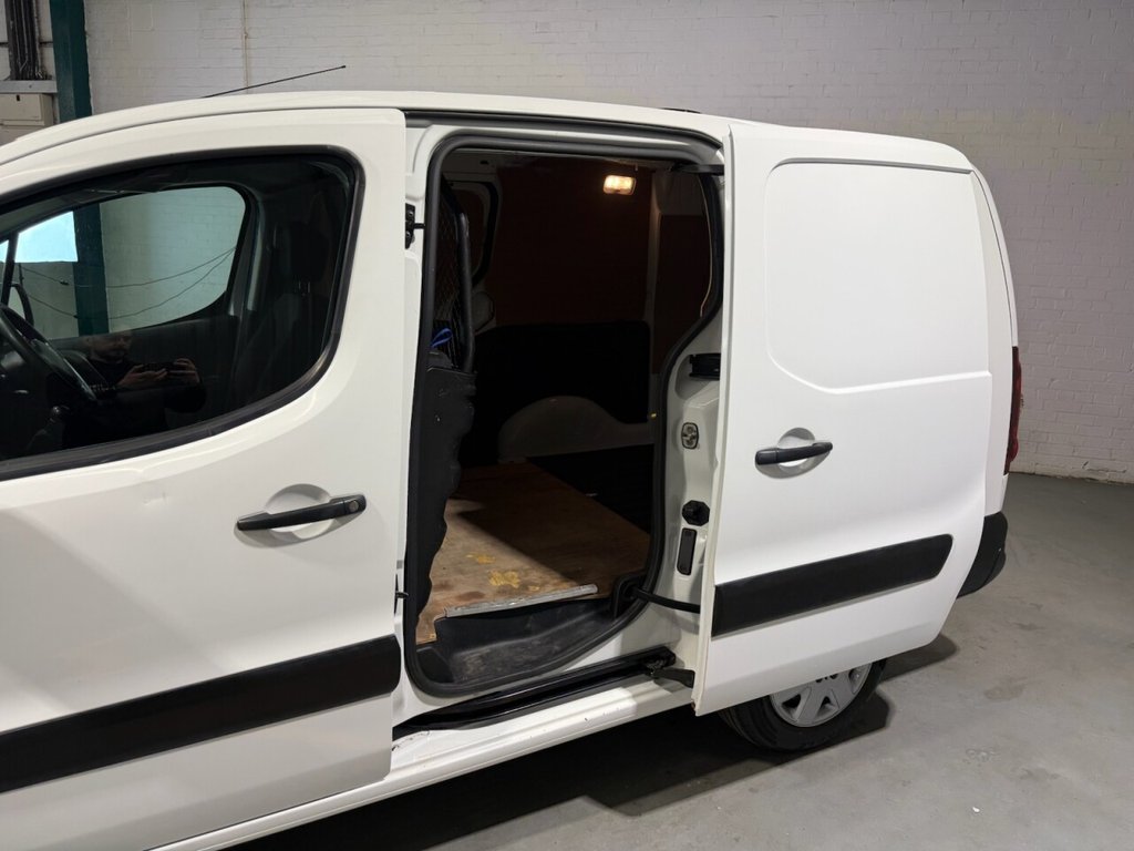 Used Peugeot Partner 2016 for sale - 76520399: Photo 14