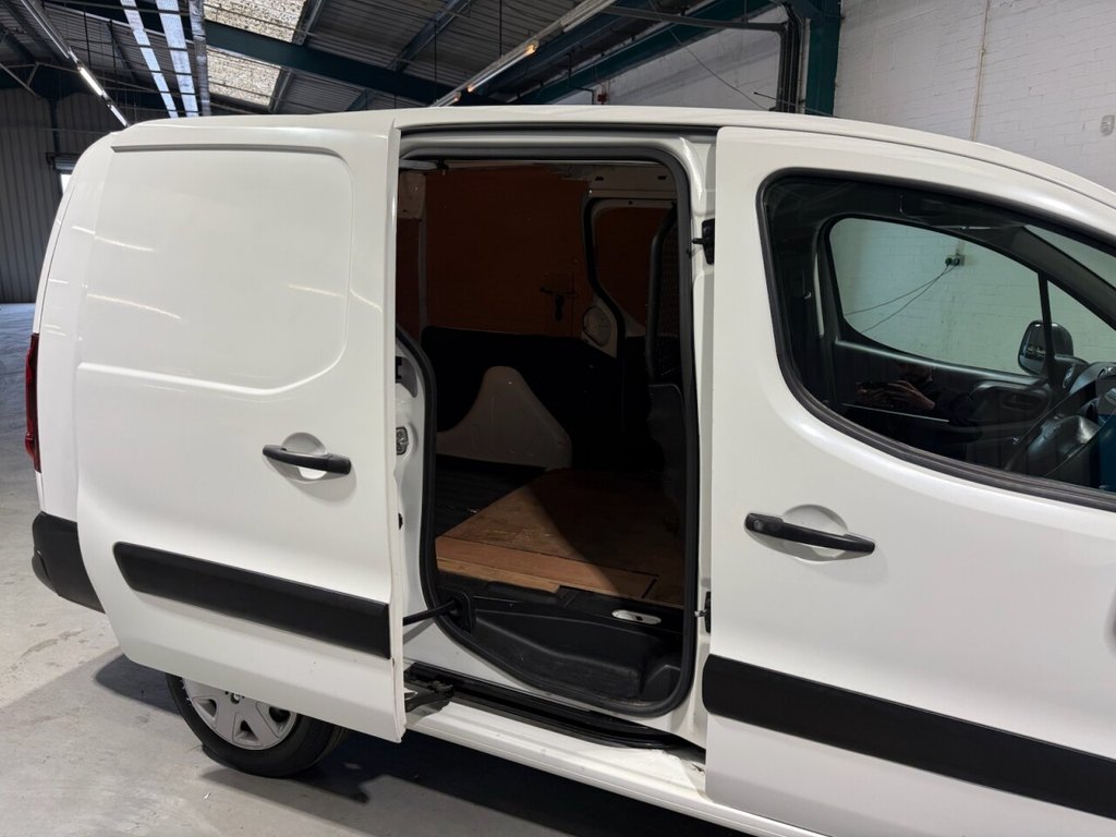 Used Peugeot Partner 2016 for sale - 76520399: Photo 21