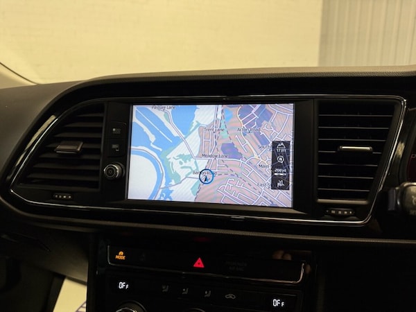 Used SEAT Leon 2018 for sale - 74722332: Photo 28