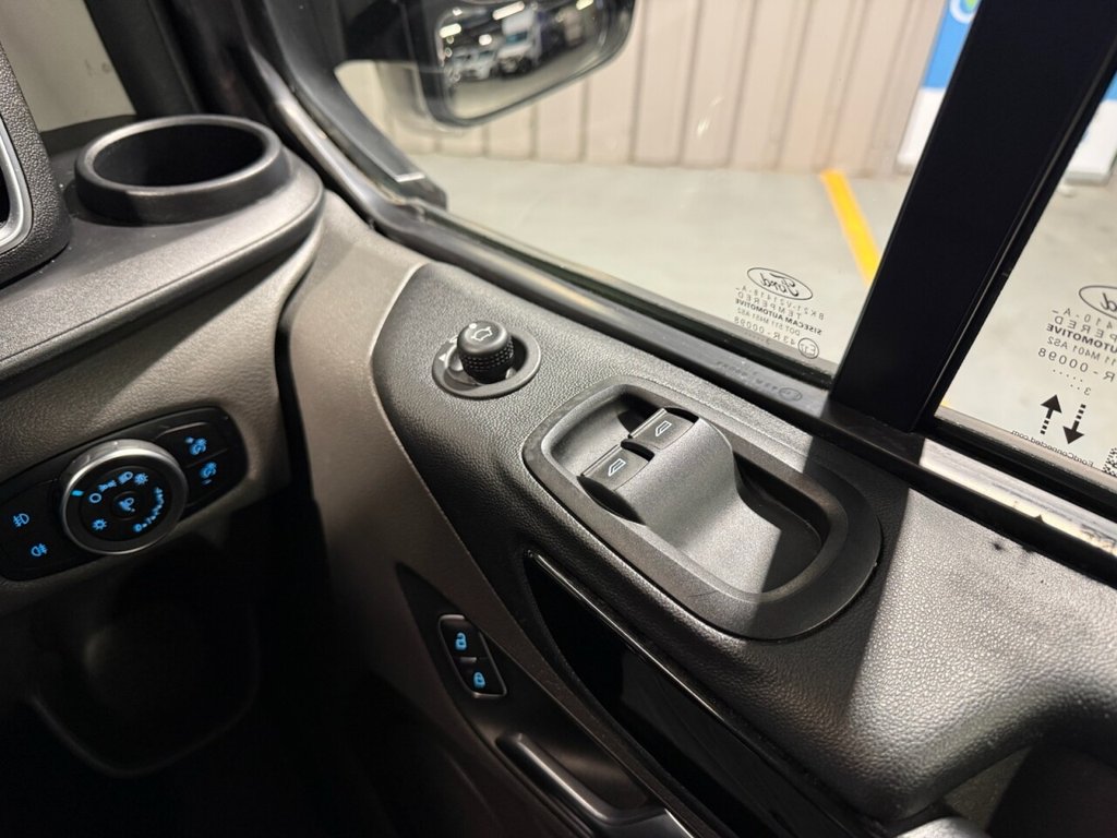 Used Ford Transit Custom 2023 for sale - 77133027: Photo 32