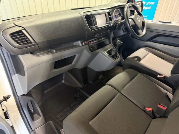 Used Vauxhall Vivaro 2022 for sale - 75607058: Photo 4