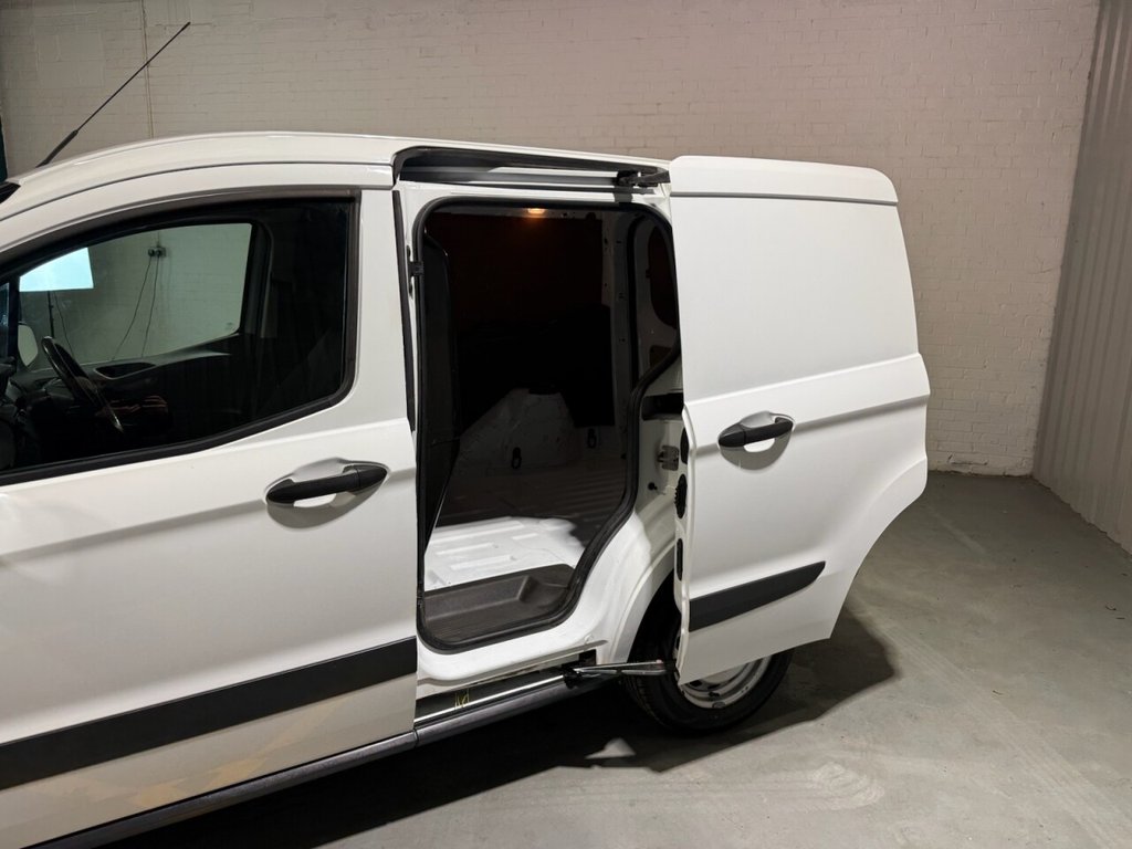 Used Ford Transit Courier 2019 for sale - 76934467: Photo 14