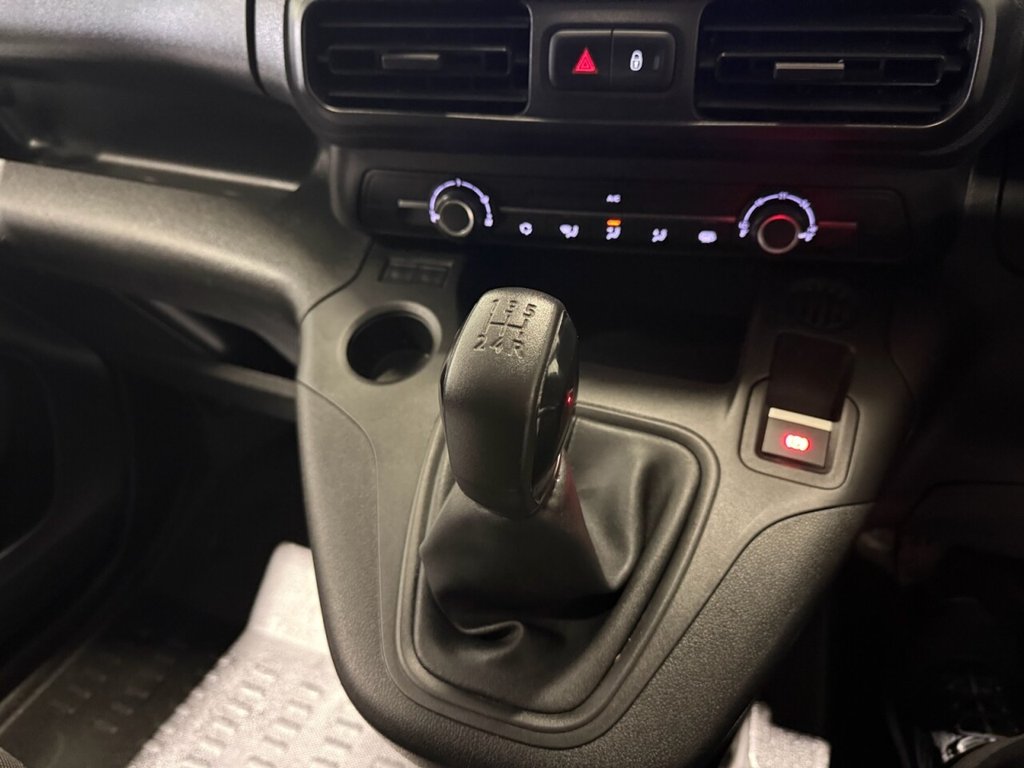 Used Peugeot Partner 2021 for sale - 77014296: Photo 22