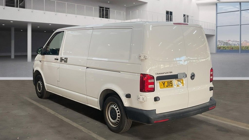 Used Volkswagen Transporter 2019 for sale - 77188266: Photo 3